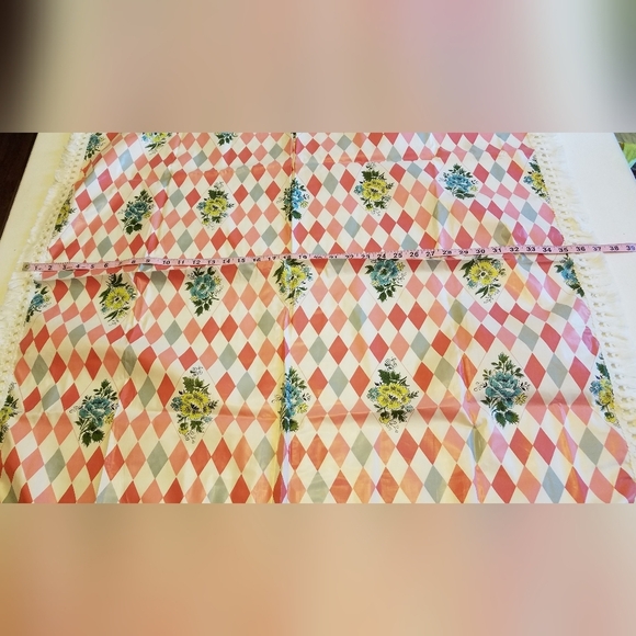 Set of 2 Vintage Card Table Covers Floral Diamond - Picture 4 of 6